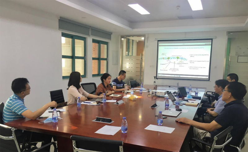 翰宇藥業總裁余品香一行造訪清華大學深圳國際研究生院819